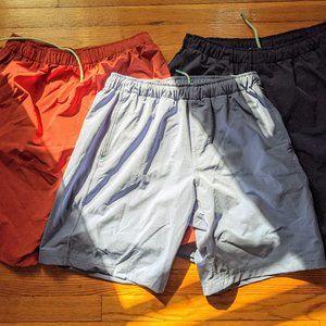MYLES APPAREL EVERYDAY SHORTS - 3 PAIRS